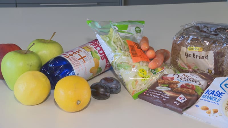 Svačina je důležitá pro soustředění dětí ve škole. Expertka radí, co by měla obsahovat