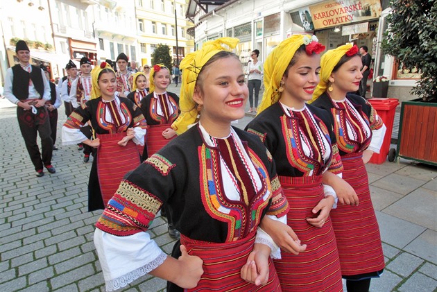 Lidová hudba z celého světa. Karlovarský folklorní festival slaví třicátiny