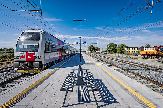 Z Lysé nad Labem do Prahy rychleji. Modernizace železnice za tři miliardy je hotová