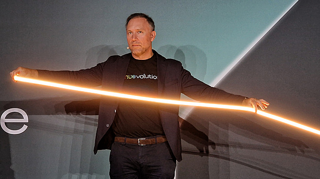 Philips představil levnější chytré žárovky, zvládnou většinu triků