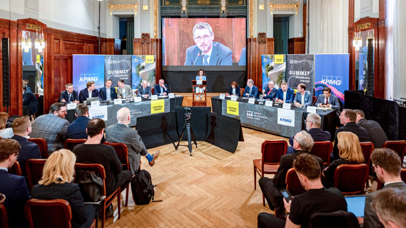 Nové byty neskupují spekulanti. Je to mýtus. Je jich prostě málo, tvrdí závěry analýzy