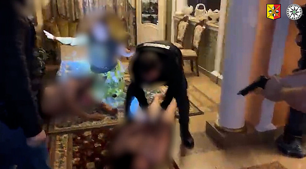 Mordparta objasnila vraždu seniora v Kunraticích, v gangu cizinců byli i mladiství