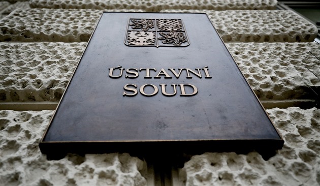 Stížností ženy kvůli zneužívání knězem se bude znovu zabývat ÚS, dříve ji zamítl