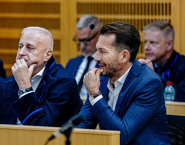 Poslední obžalovaný v Dozimetru Jančovič se zatím rozhodl nevypovídat. Čtou se znalecké posudky