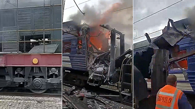 Rusové na Ukrajině zasáhli osobní vlak, úřady hlásí několik mrtvých