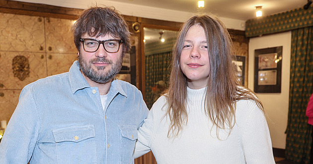 Svobodův vnuk Ferdinand Sonny začal zpívat, vzal by i roli Draculy