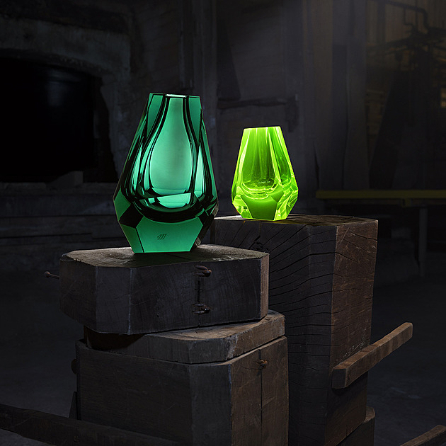 Toto umí na světě jen Češi. Moser slaví 100 let v Praze s nefritem