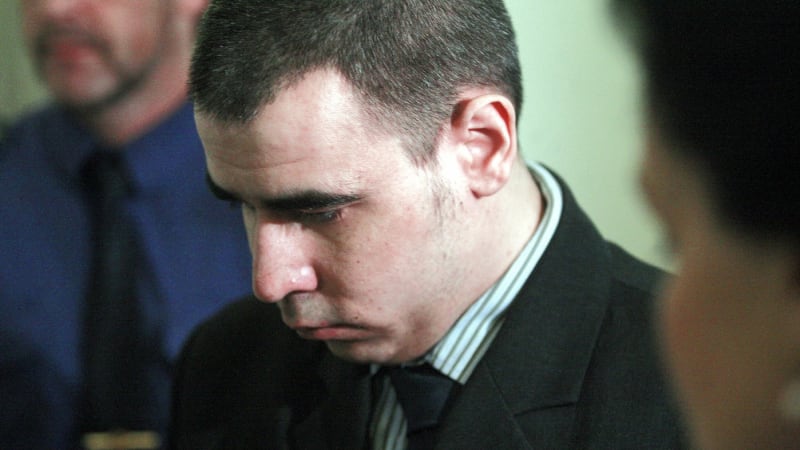 Tragický příběh z Raškovic. Nevyrovnaný učitel zastřelil svou studentku a jejího dědečka