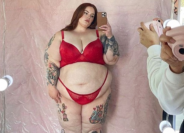 Plné tvary už nejsou in, značky chtějí hubenost, stěžuje si plus size modelka