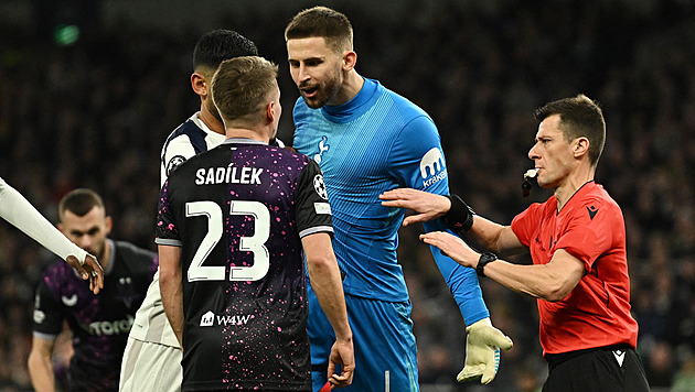 Snadná výhra Tottenhamu s průměrnou Slavií, píší britská média. Řeší i návštěvu