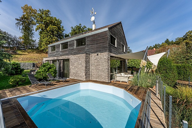 Vysněné domy se zahradou za cenu bytu. Podívejte se, co je na prodej