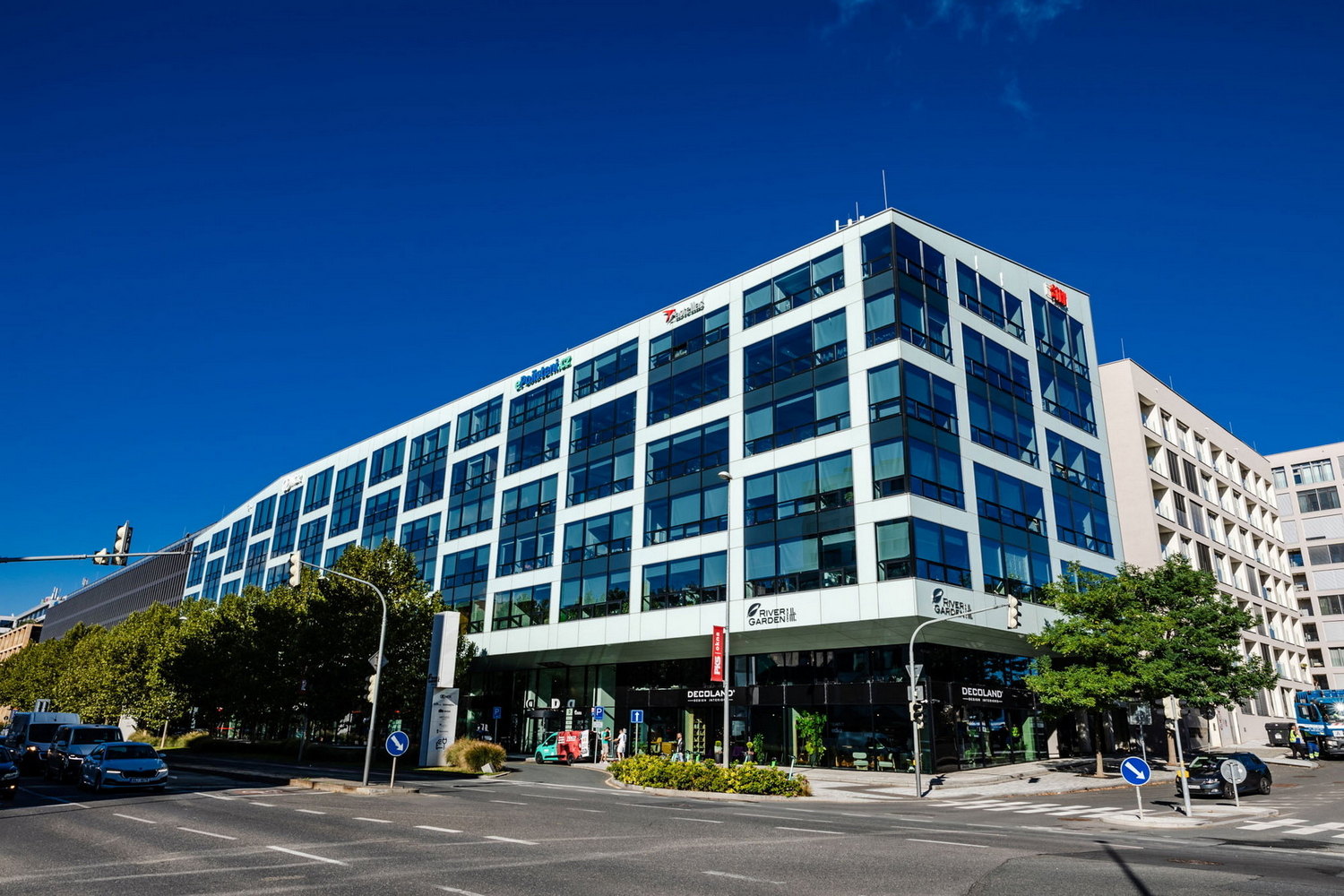 Architektonické skvosty a moderní design: Sledujte dynamický rozvoj oblasti na rohanskenabrezi.cz