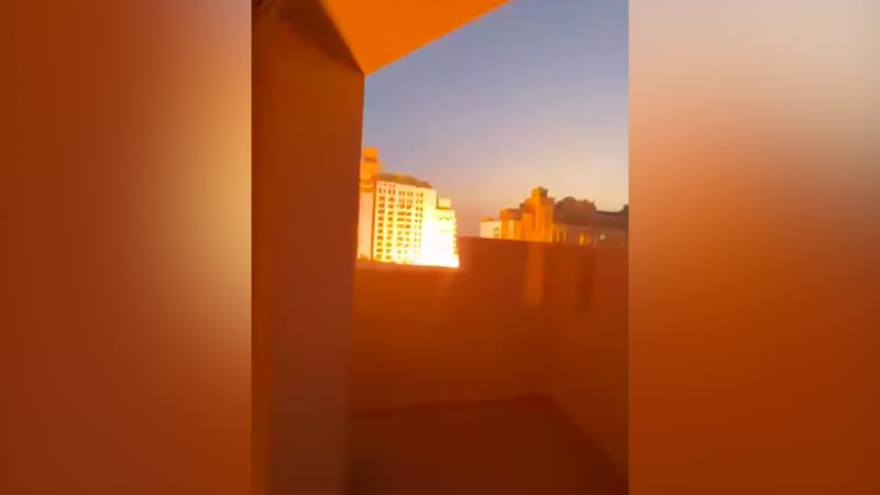 Letecký útok na Írán označil Izrael za dosud největší. V Dubaji se ozývají výbuchy