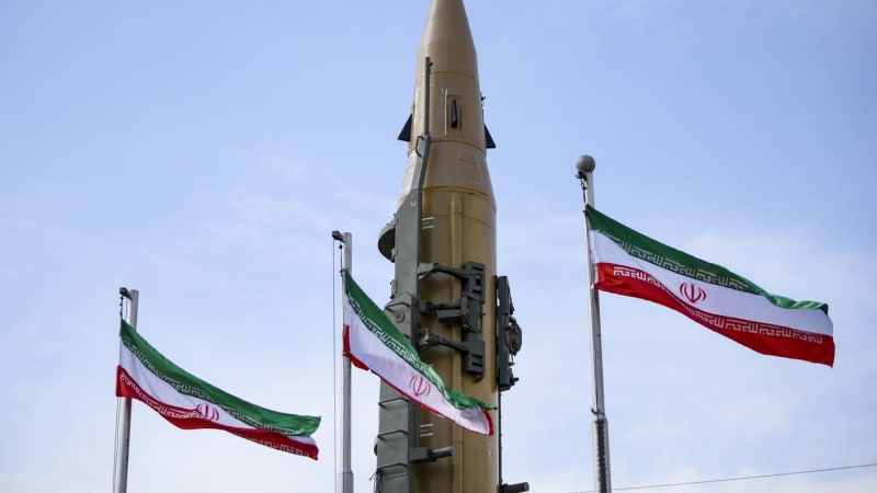 Politico: EU bez vlivu, ale s trumfem v rukávu. Jak se v Íránu může stát z diváka hráčem?