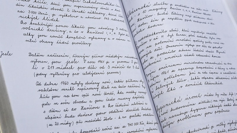 Zemřel kronikář Šik. Jeho matka přežila pochod smrti, otec až do skonání prchal před nacisty