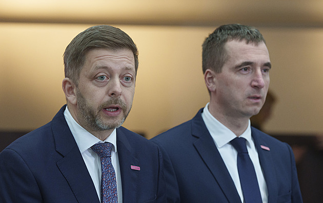 Jsme černým pasažérem, který ztrácí renomé v NATO, prohlásil Rakušan