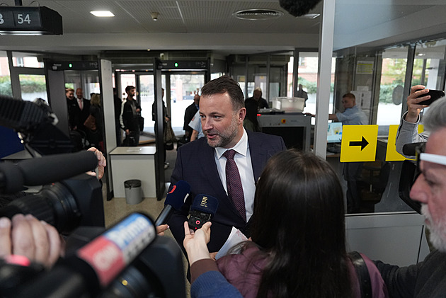 V Dozimetru svědčí Jiří Fremr. S Redlem byla zábava, Rakušan měl šifrovaný telefon, řekl