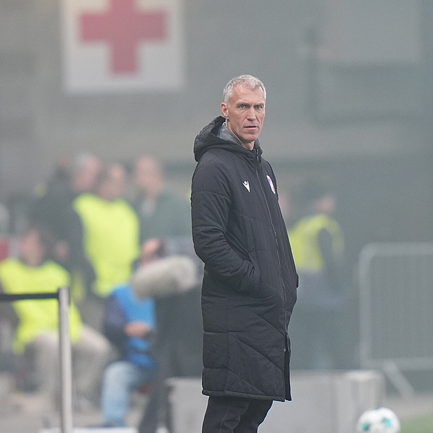 Škoda, že jsme nevyužili přesilovku. Ale bod bereme, řekl Hyský po remíze na Slavii