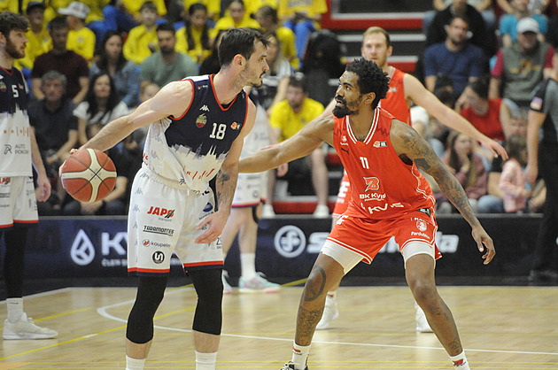 Teď je ta chvíle, kdy ukázat vnitřní sílu. Pardubice zády ke zdi už před 3. semifinále