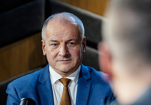 Je to akt dobré vůle, řekl Prymula o přijetí lékaře s podezřením na ebolu na Bulovce