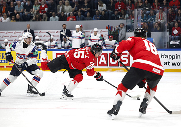 Nečekané drama. Kanada porazila Norsko až v prodloužení, Scheifele má hattrick